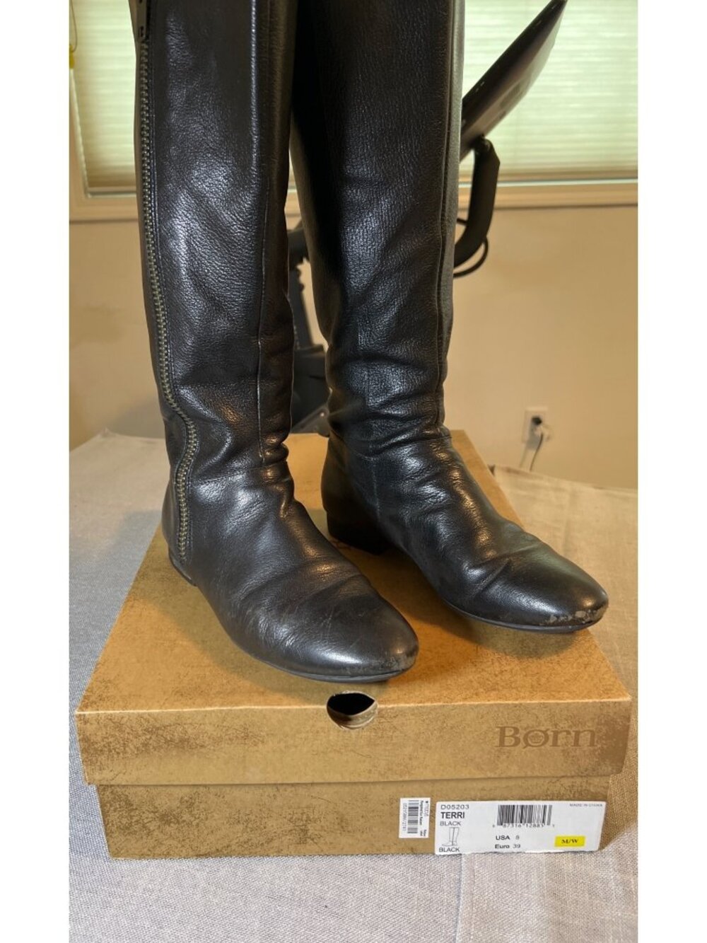 Born Terri black tall knee-hight boots leather 8 8B